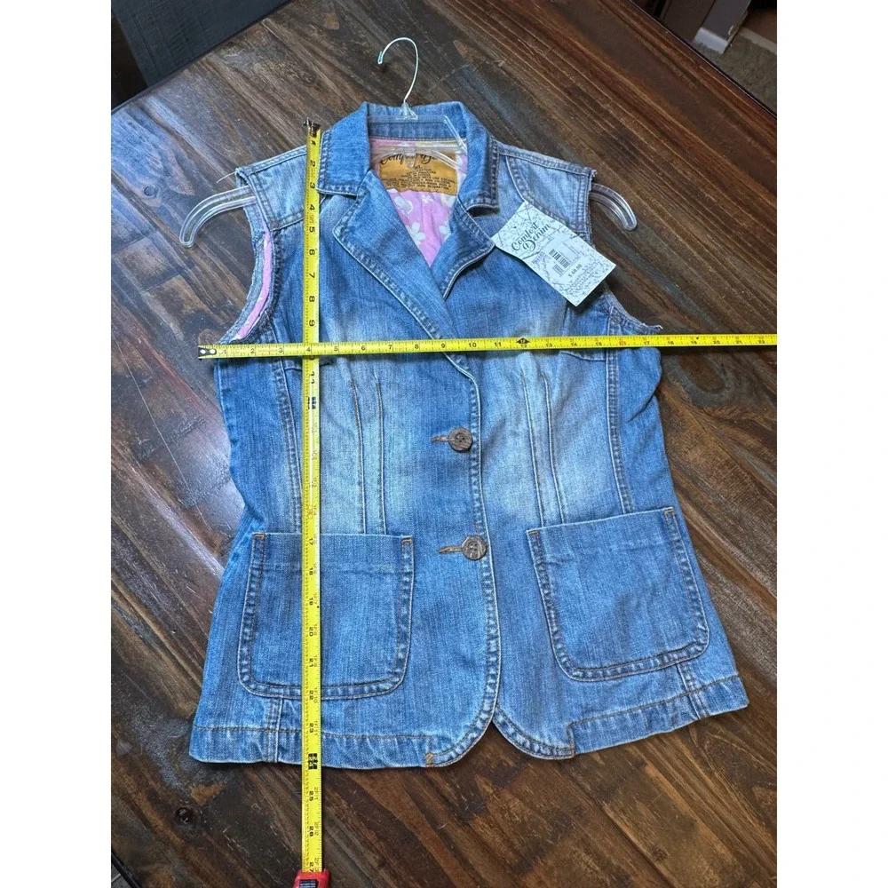 Comfort‎ Denim Juniors XL Blue Denim Vest Floral Lined Sleeveless Jacket NWT